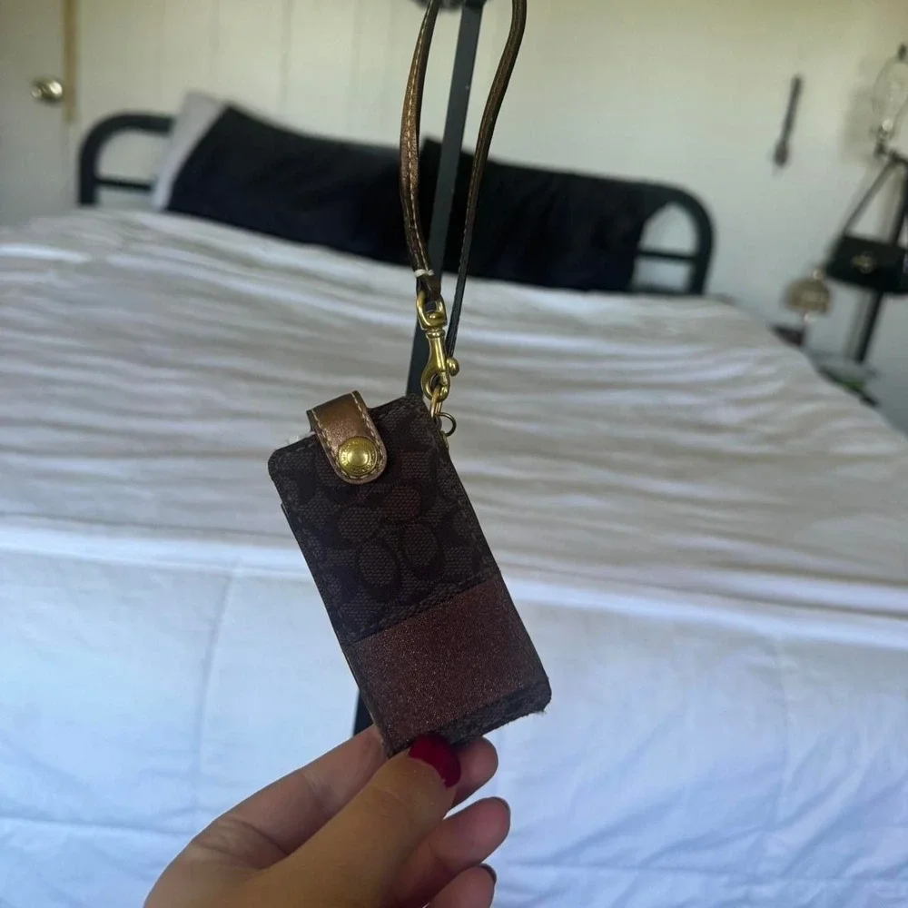 Y2K‎ vintage Coach Signature iPod nano case wristlet